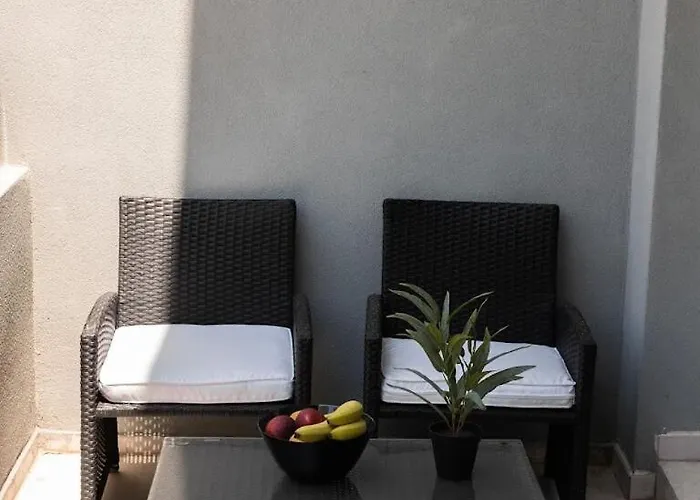 Niki's Luxury Apartment *